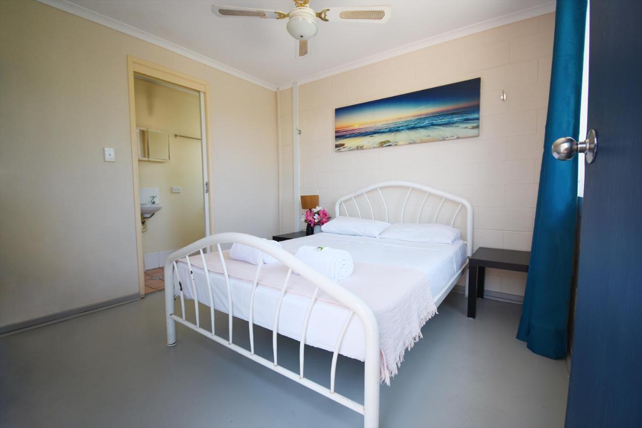 Hostel Caloundra Backpackers Zewnętrze zdjęcie